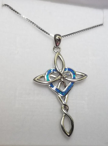 LUHE- Heart Celtic Necklace