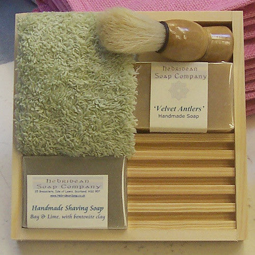 Gentleman’s Pine-Boxed Shaving Soap Set